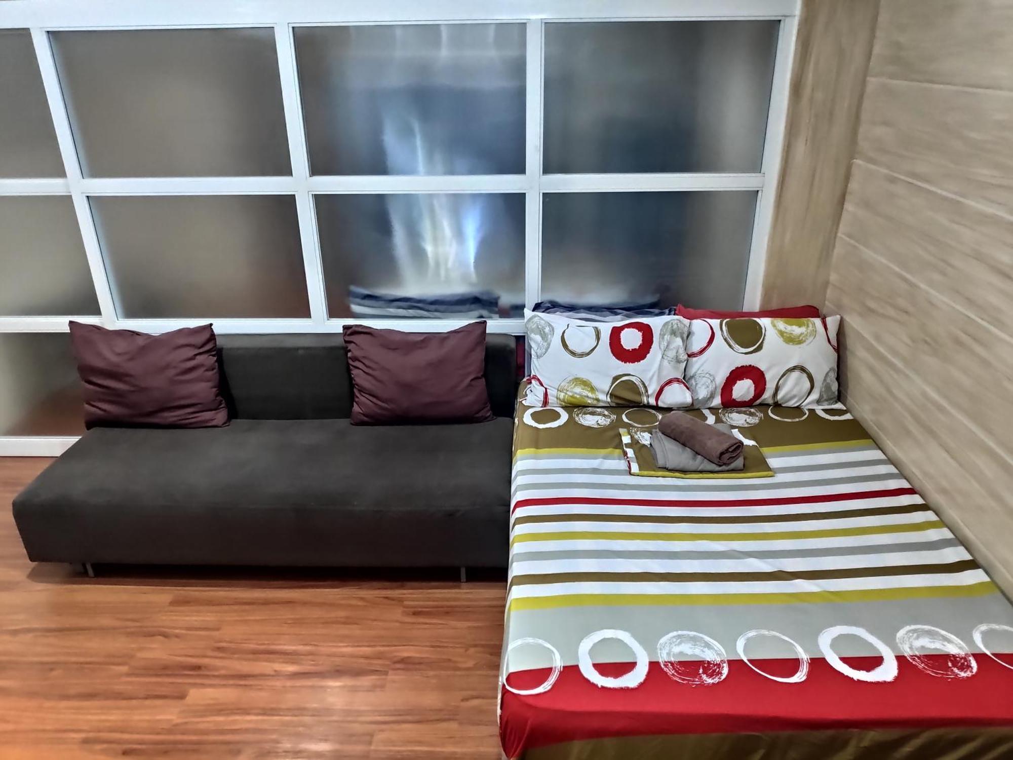Tagaytay Staycation By Naya And Darla W Free Swimming Pool, Wifi & Netflix Tagaytay City Exterior foto